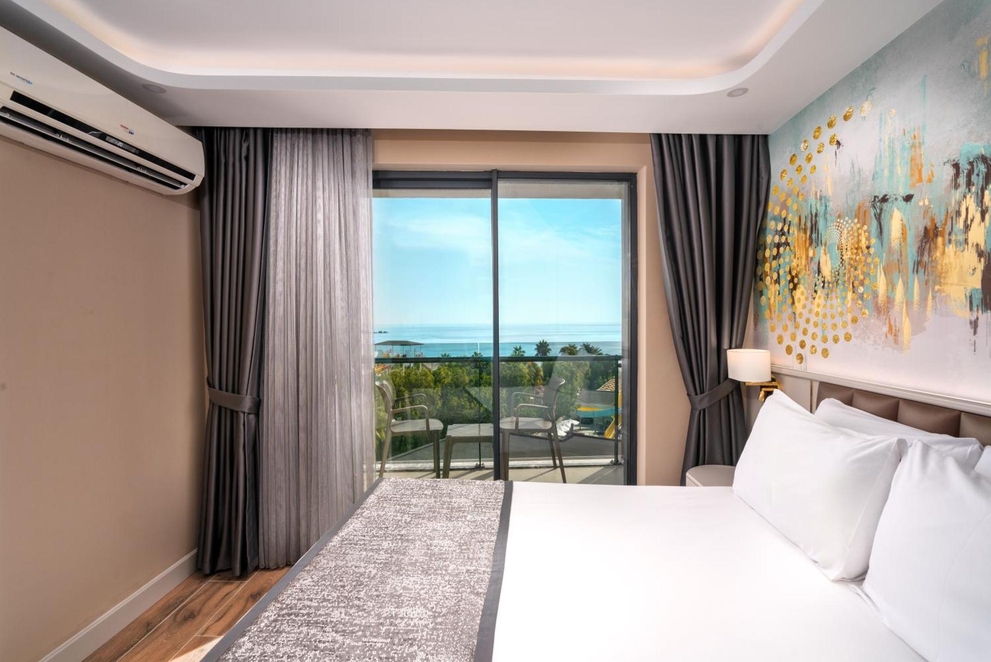 Seaphoria Beach Hotel & Spa Antalya Exterior photo